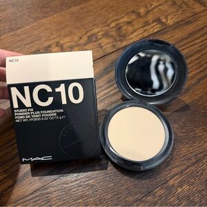 NIB MAC STUDIO FIX POWDER PLUS FOUNDATION IN NC10